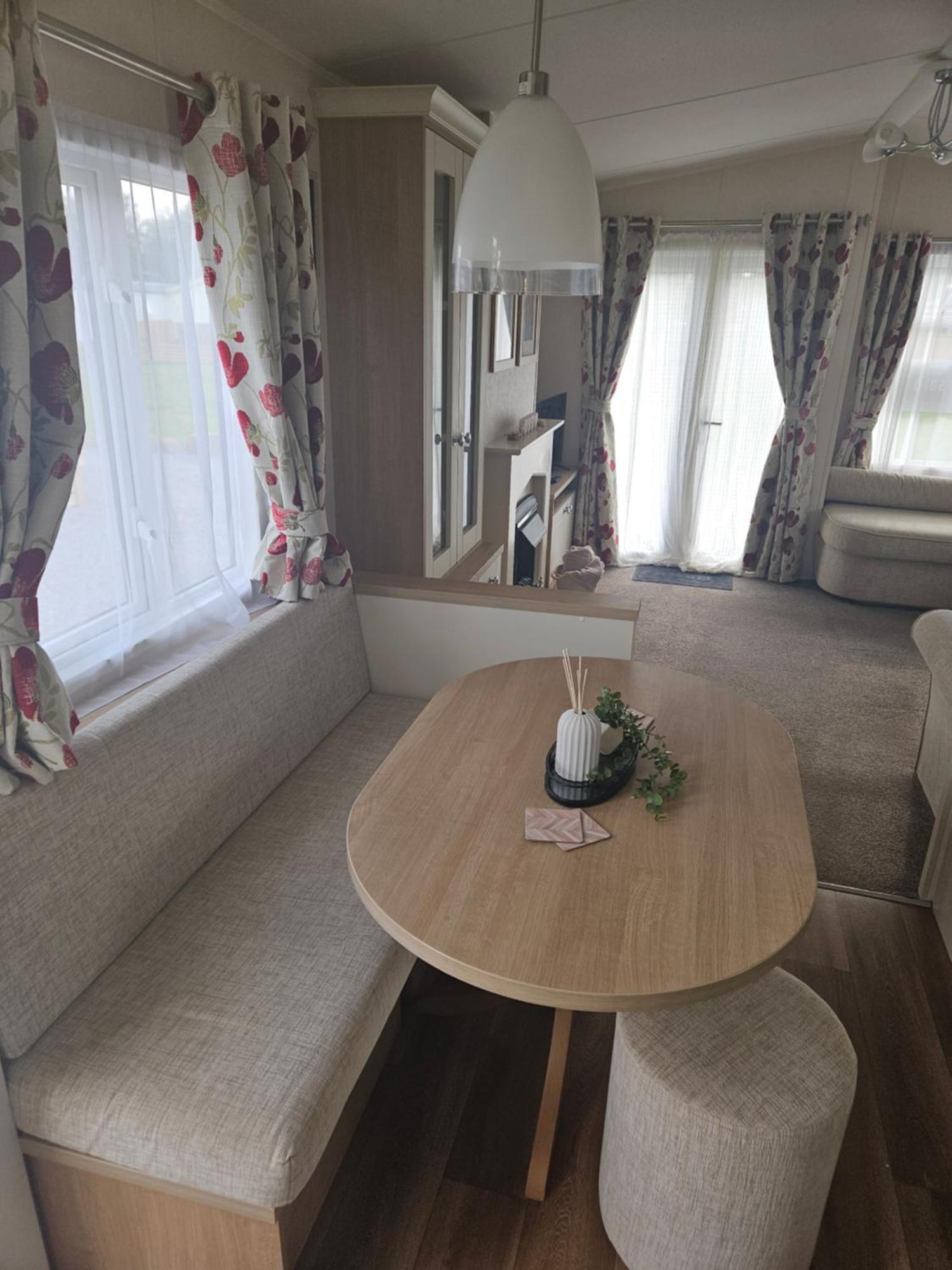 Lytham Luxe 6 Birth Caravan Weeton  Exterior foto